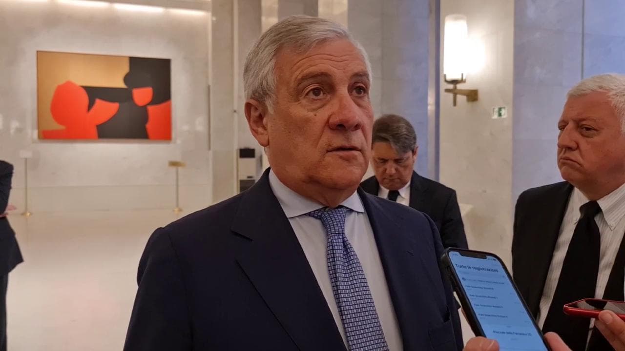 Euronomine, Tajani: "Le parole di Salvini non influiscono sulle trattative dell'Italia"