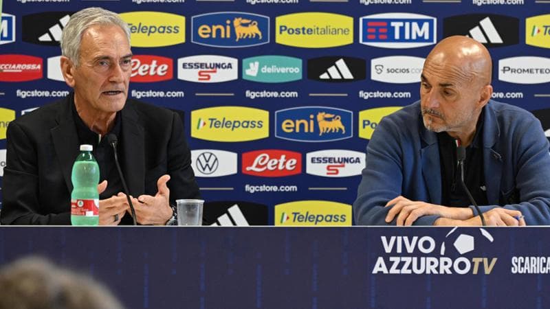 Il presidente della Federcalcio Gravina con il ct Spalletti
