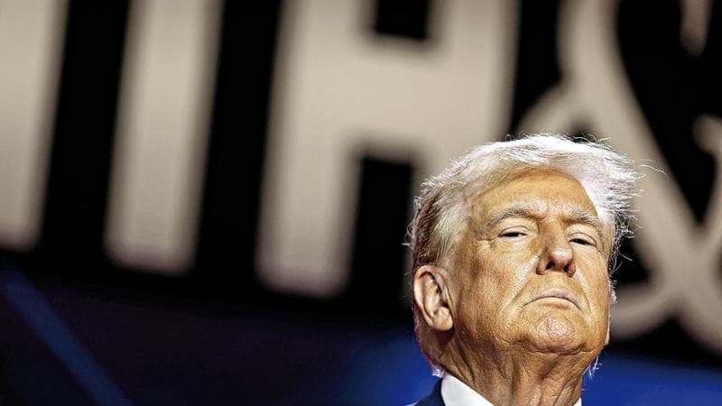 Trump quasi immune da ogni reato: la sentenza che scuote gli Stati Uniti