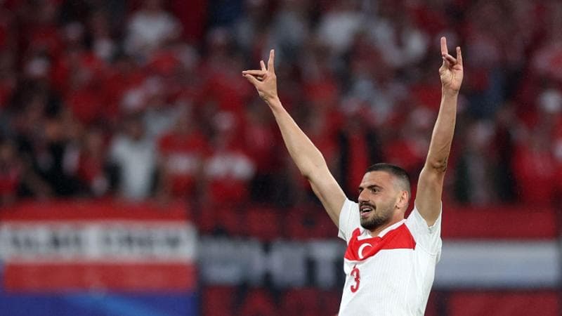 Una nazionale che gioca in casa, gli intrecci con la Germania e il gesto di Demiral che oscura la festa di milioni di persone