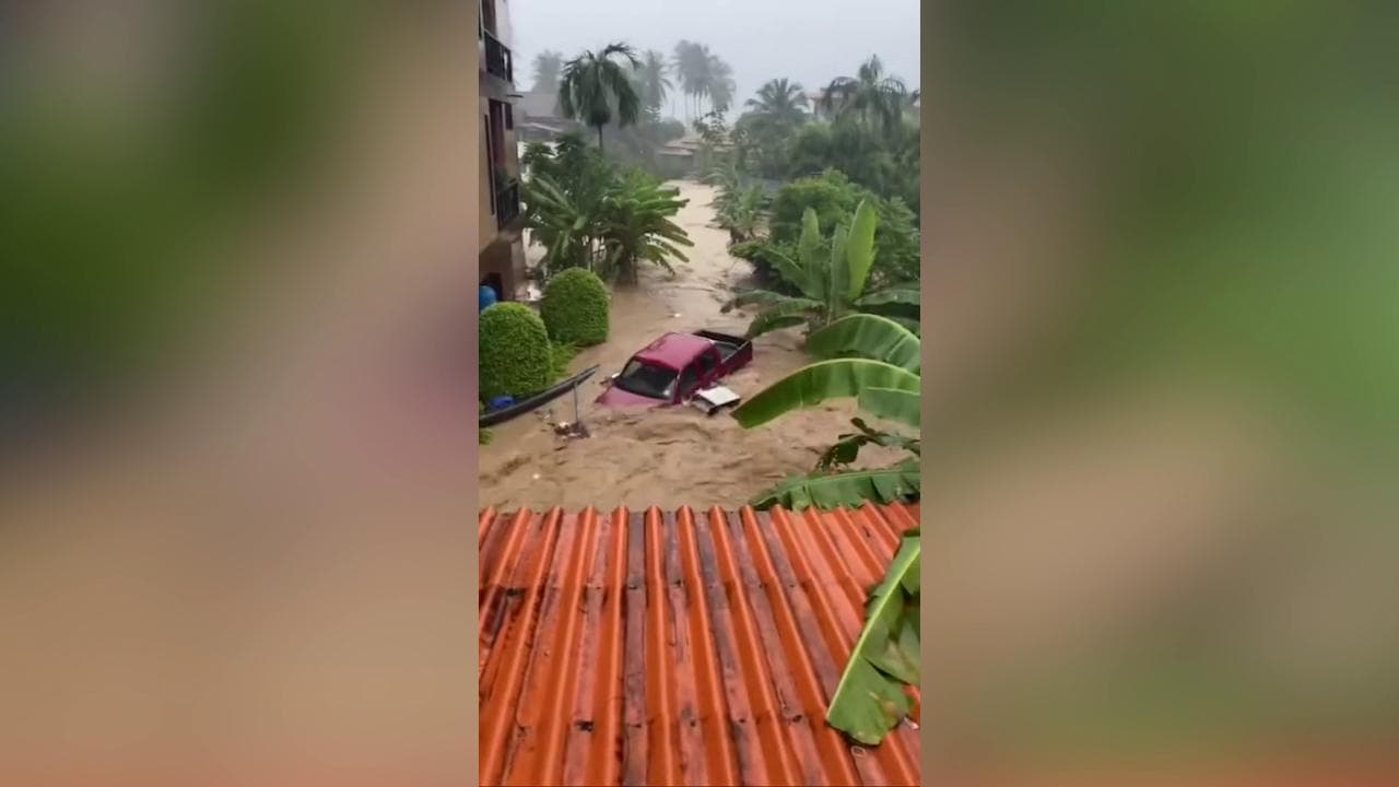 Piogge torrenziali a Phuket: strade come fiumi e case distrutte