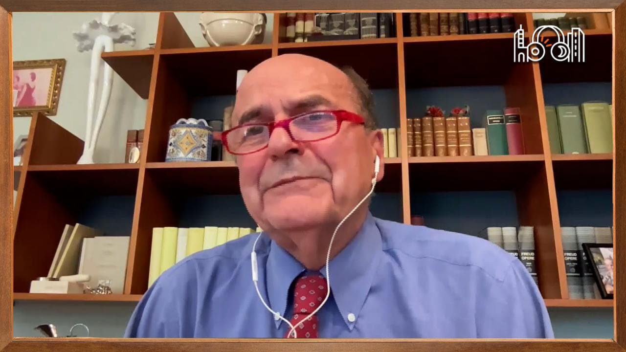 Metropolis - Accordo sinistre, dialogo Giannini-Bersani: "È lei il federatore!". Il politico: "Primo punto è atto politico, decidere di 'fare business' assieme". Ma non dice di no