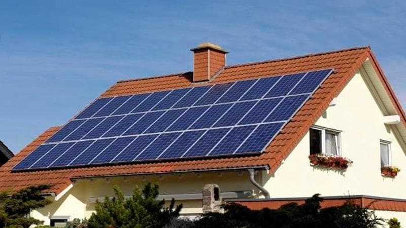 L’allarme di Anie Rinnovabili: “Il governo rinuncia a ridurre i costi dell’energia”