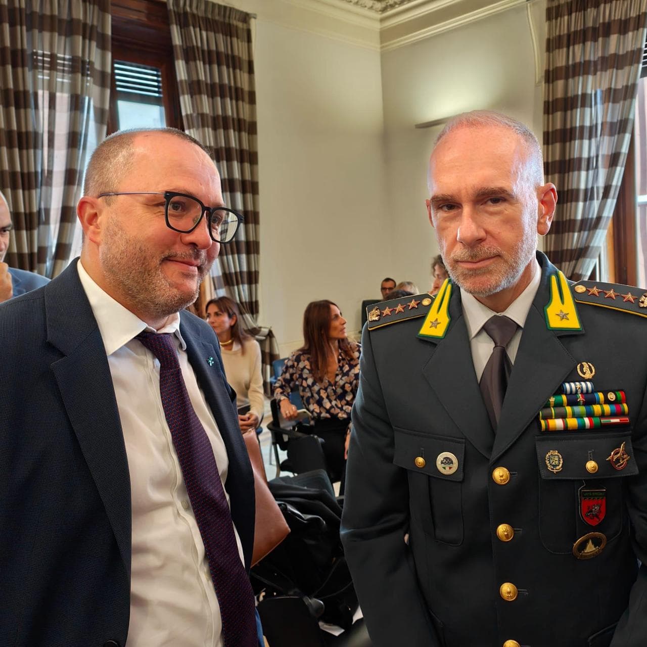 Massimiliano Capitanio (a sinistra nella foto)