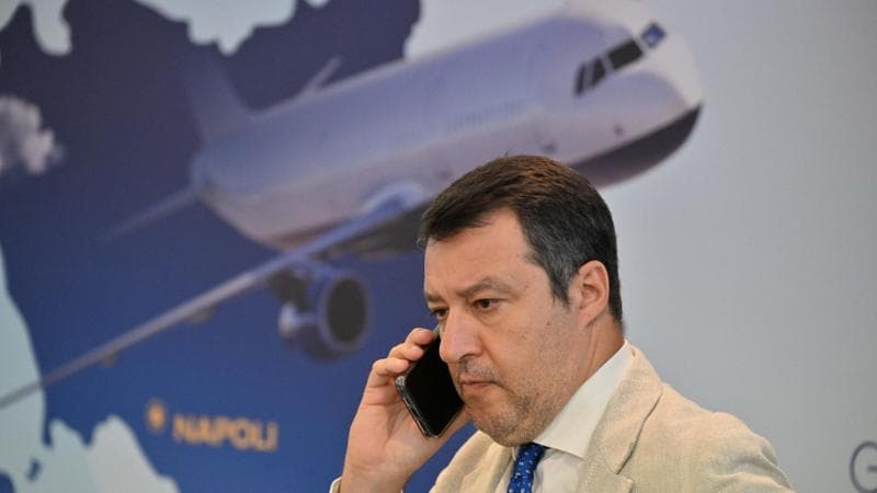 11/07/2024 Pontecagnano Faiano (Sa). "Salerno decolla": al via i primi voli di linea dall'Aeroporto di Salerno Costa d'Amalfi 
Nella foto: Matteo Salvini 