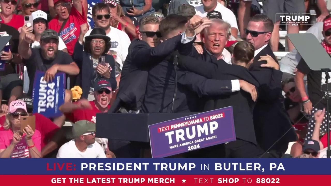 L'urlo di Trump dopo il ferimento: "Fight..fight". L'ex presidente incita la folla a combattere