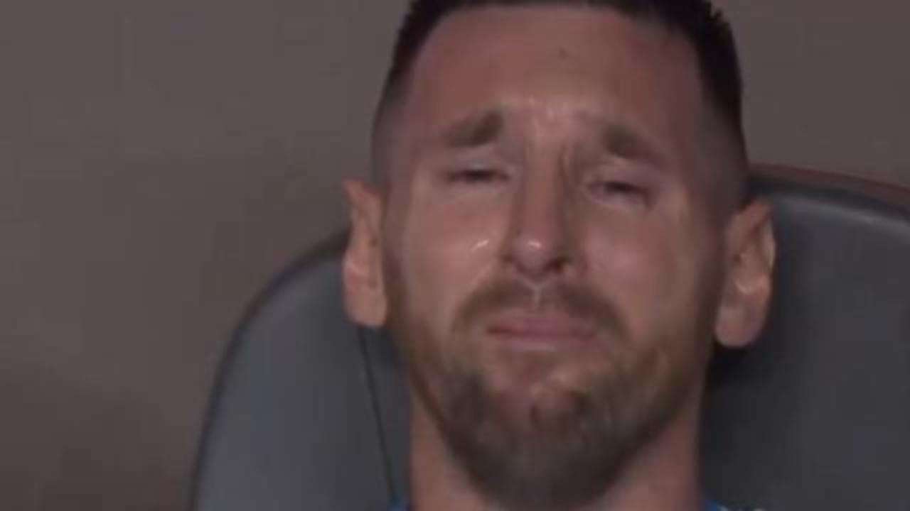 Messi scoppia a piangere dopo l'infortunio alla caviglia nella finale della Coppa America