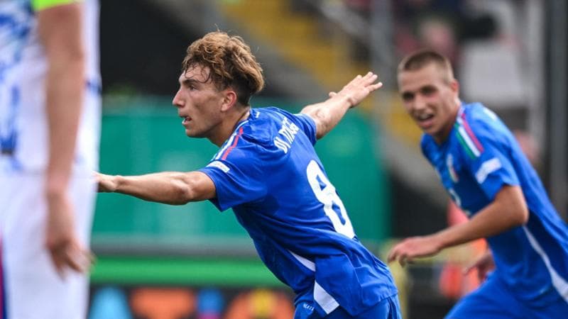Di Maggio esulta dopo il gol