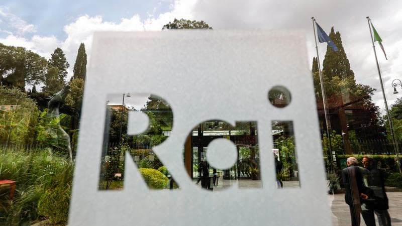 Allarme informazione nel report dell’Europa: “FdI ha occupato la Rai, pluralismo a rischio”