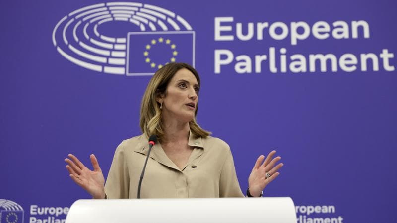 Quanto guadagnano la presidente del Parlamento Ue, i suoi vice e la Commissione: da Metsola a von der Leyen