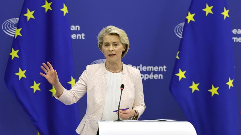 Ursula von der Leyen, chi è la “marziana” a Bruxelles rieletta presidente della Commissione Ue