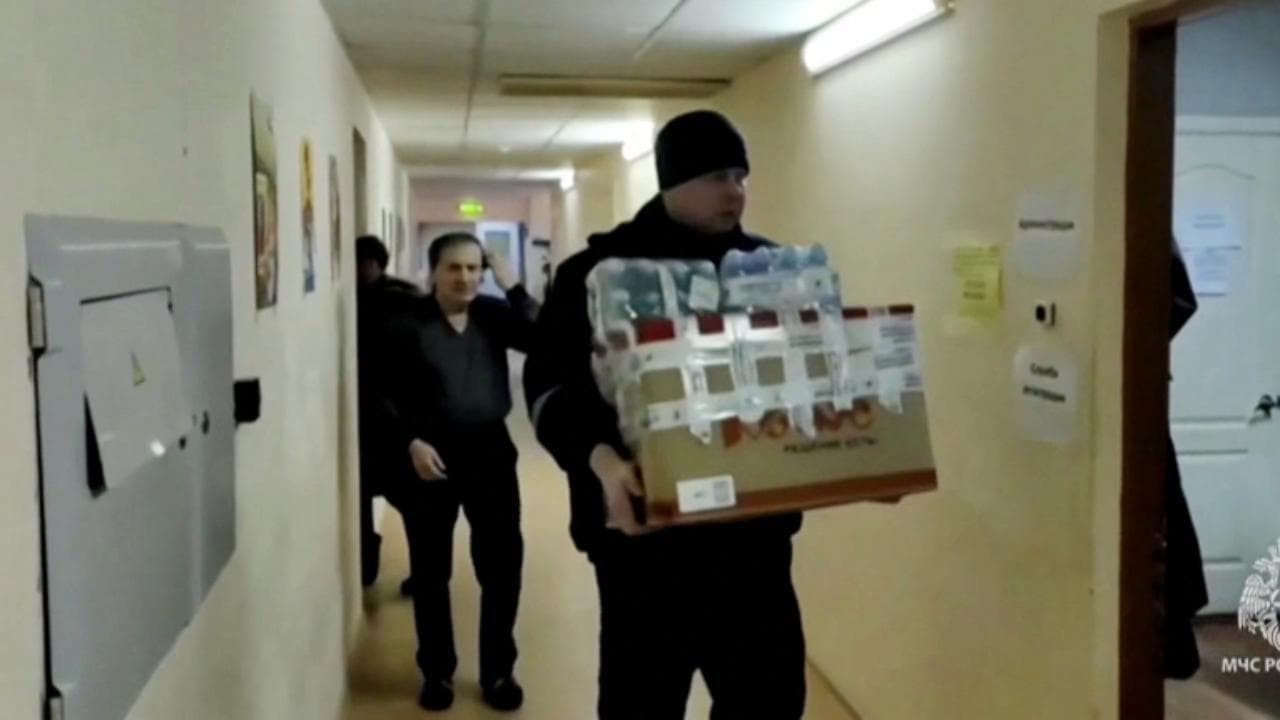 Russia, gli aiuti umanitari ai civili evacuati da Belgorod