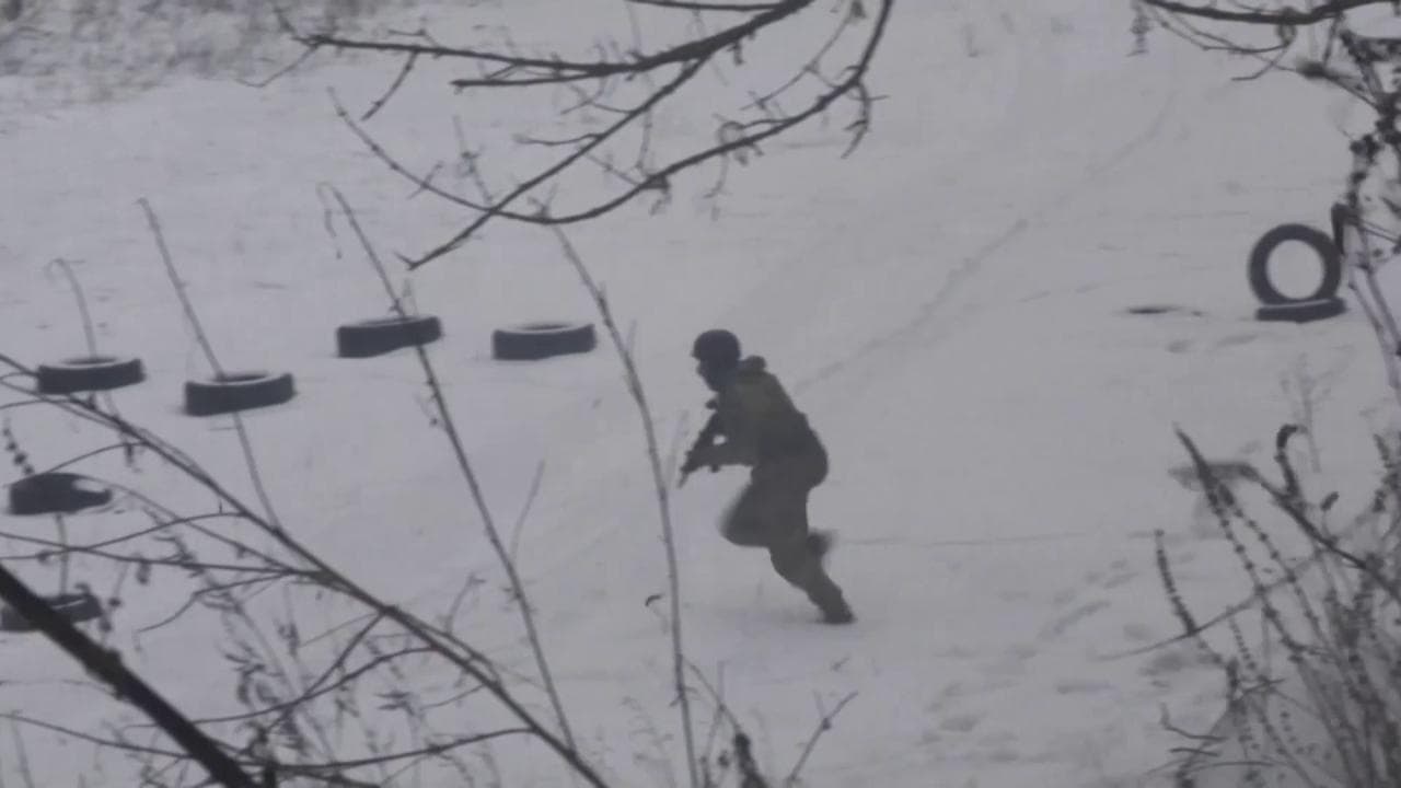 Viaggio tra i soldati del Battaglione Siberiano, i russi che condannano Putin e lottano per Kiev