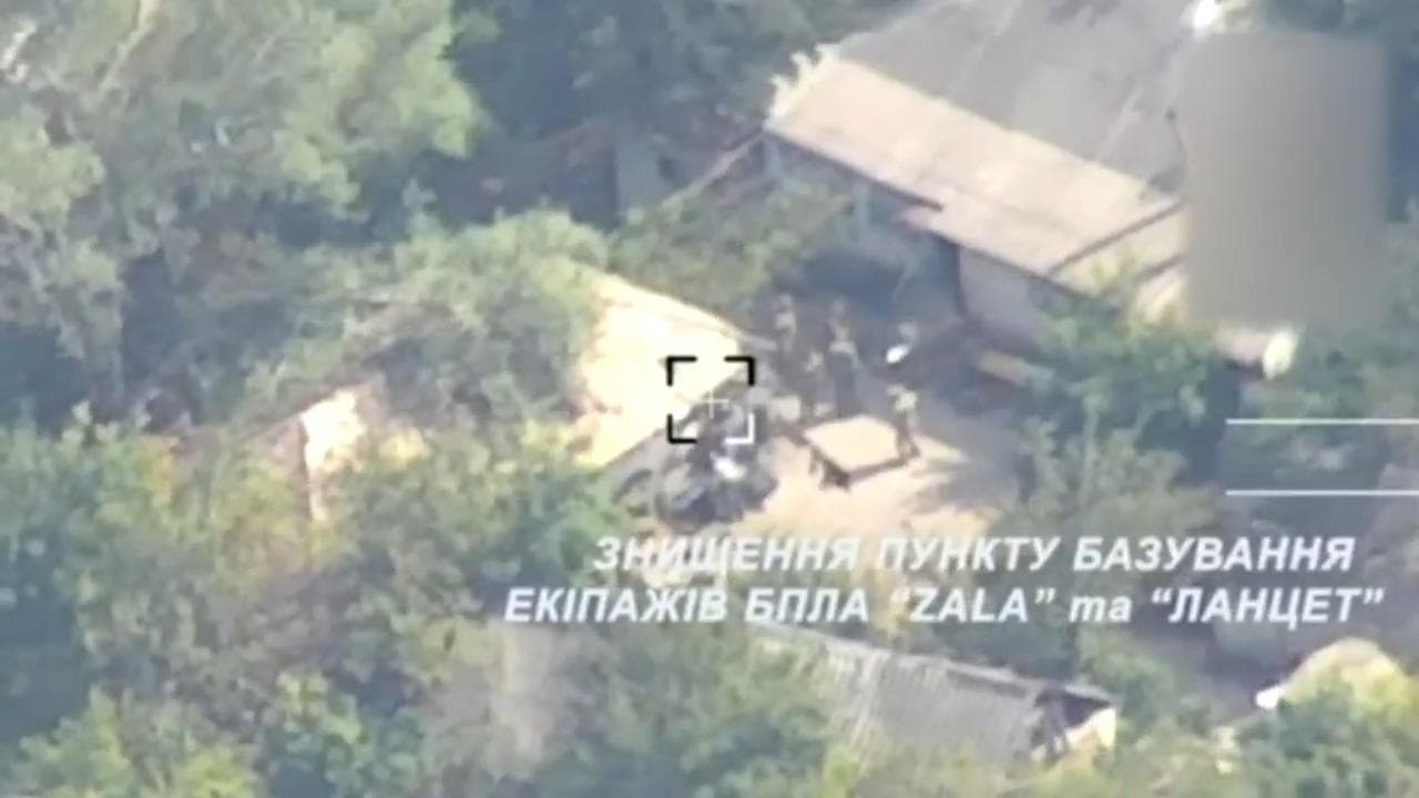Kiev distrugge una base di droni russi nel Donetsk: uccisi i piloti