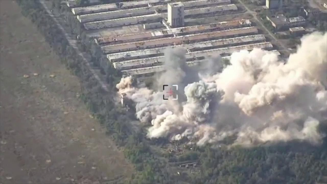 Il drone colpisce un centro russo di munizioni e logistica nell'area occupata di Donetsk
