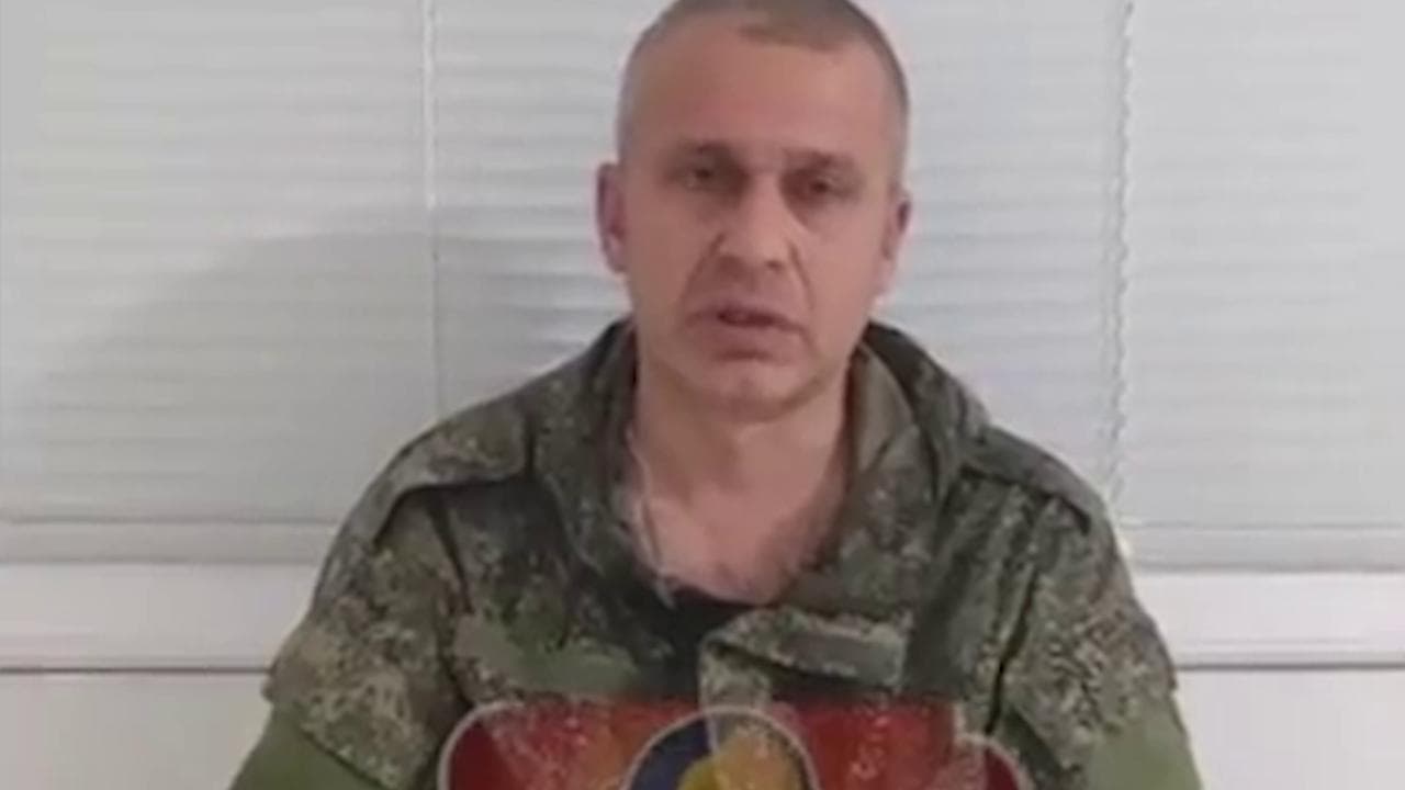 Il maggiore russo Yuriy Tomov catturato dagli ucraini: "Torniamo a casa, basta guerra"