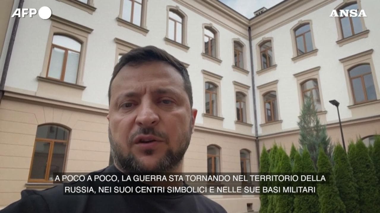 Zelensky: "La guerra sta arrivando in Russia"