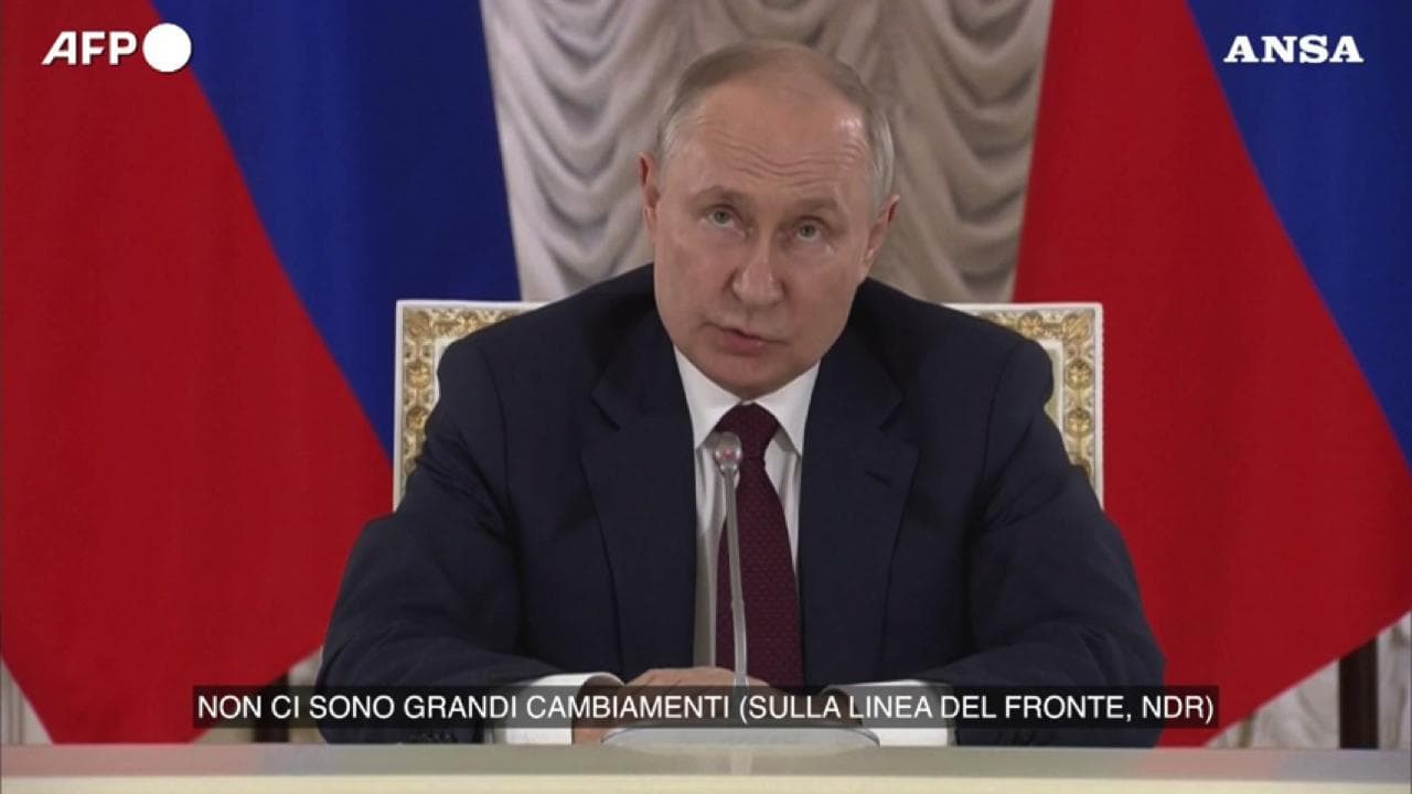 Ucraina, Putin: "Nessun cambiamento nell'operazione militare. Il nemico si ritira per recuperare le forze"