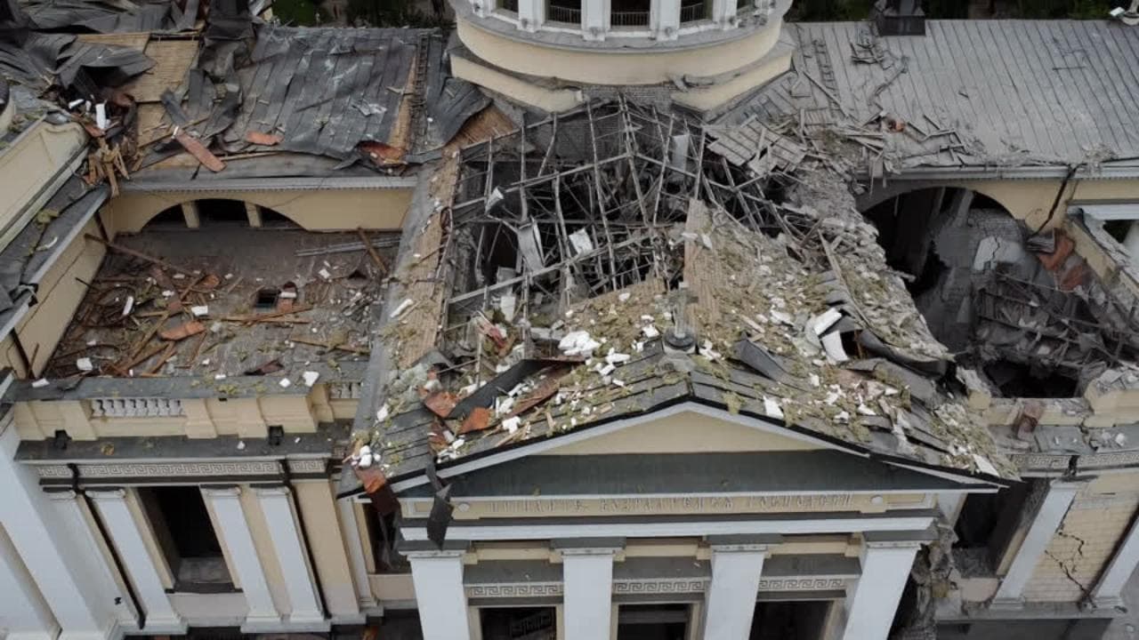 Ucraina, cosa resta della Cattedrale di Odessa dopo l'attacco notturno russo