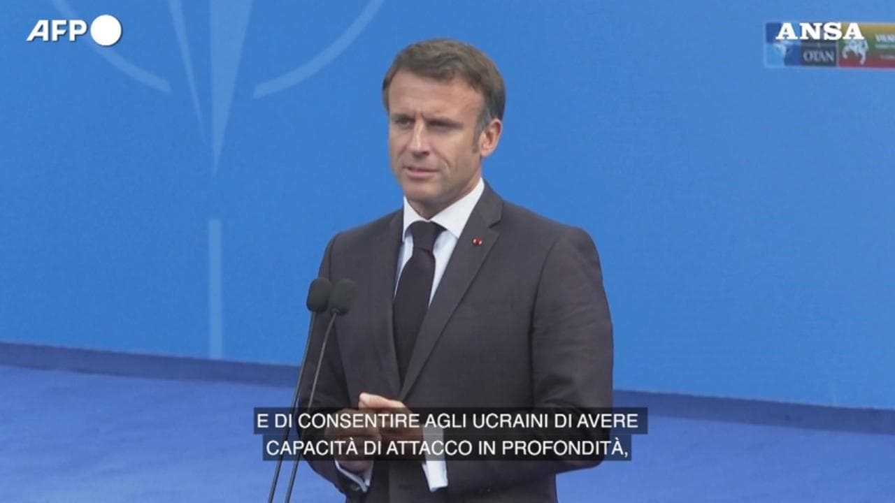 Macron: "Invieremo a Kiev missili a lungo raggio"