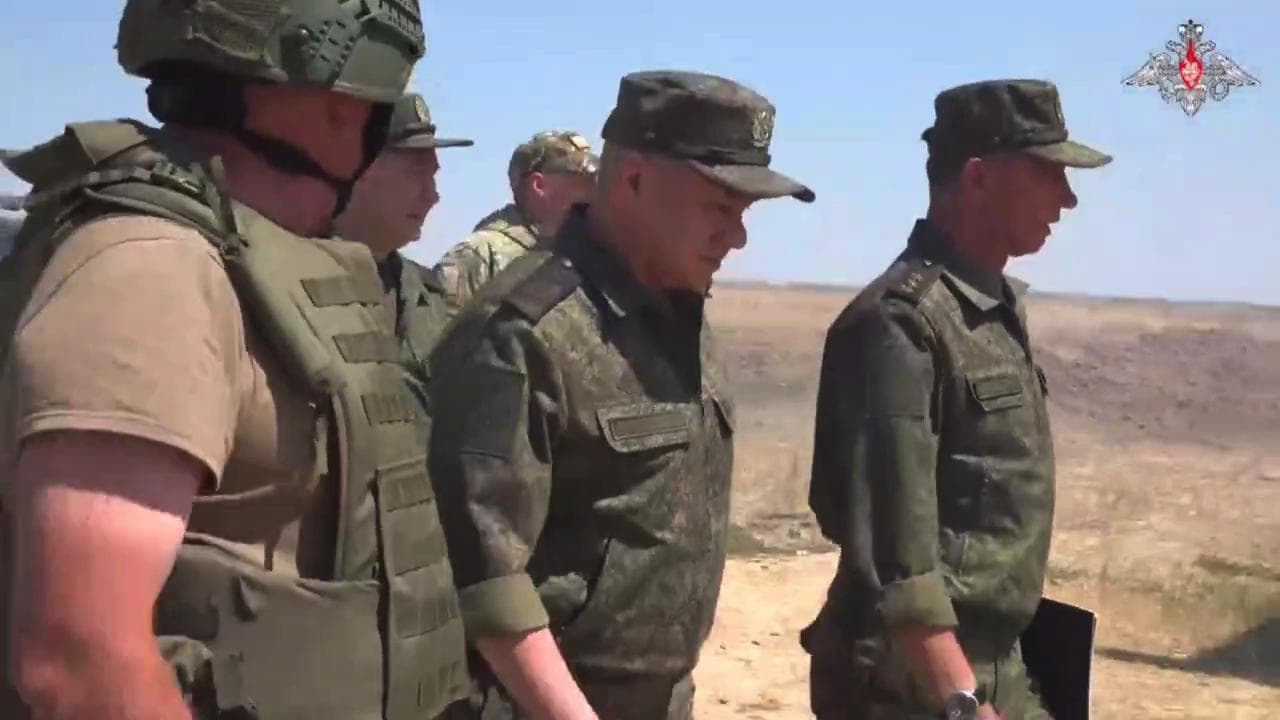 Shoigu visita i tank ma resta il mistero Gerasimov