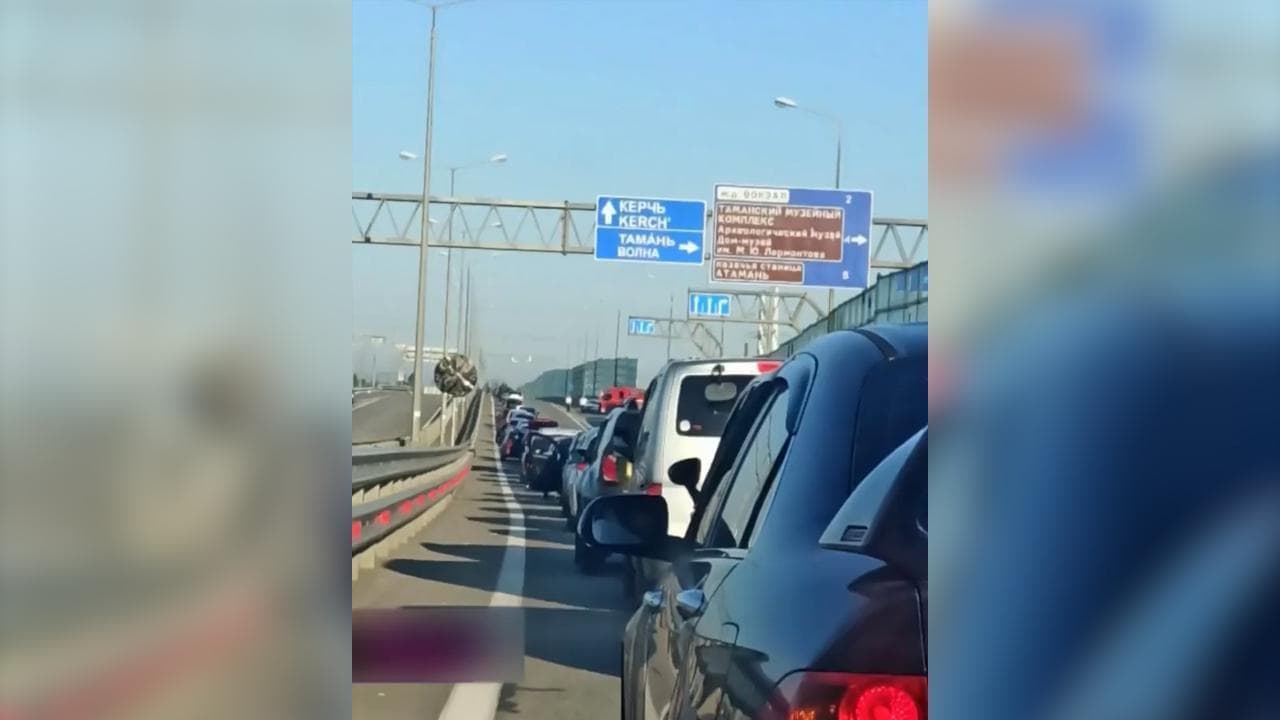 Russia, come se niente fosse: 13 km di coda per andare al mare in Crimea