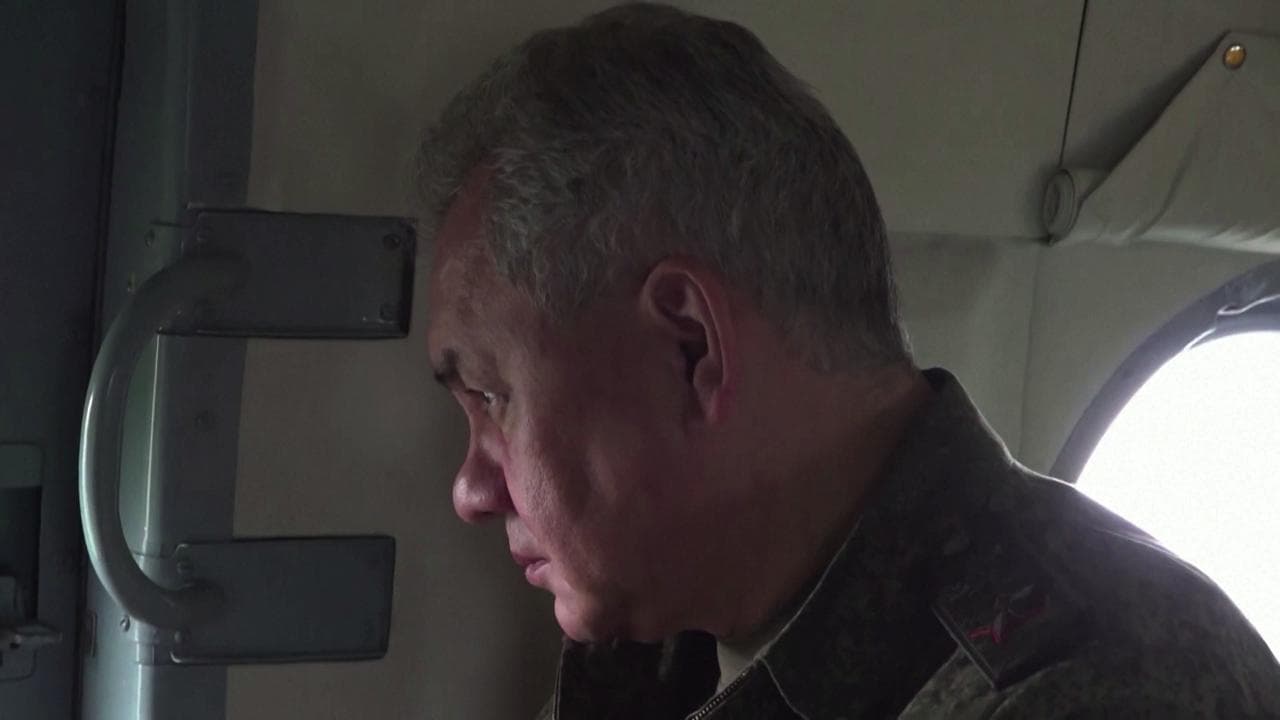 Dopo l'ammutinamento Wagner riappare il ministro della Difesa russo Shoigu che visita le truppe