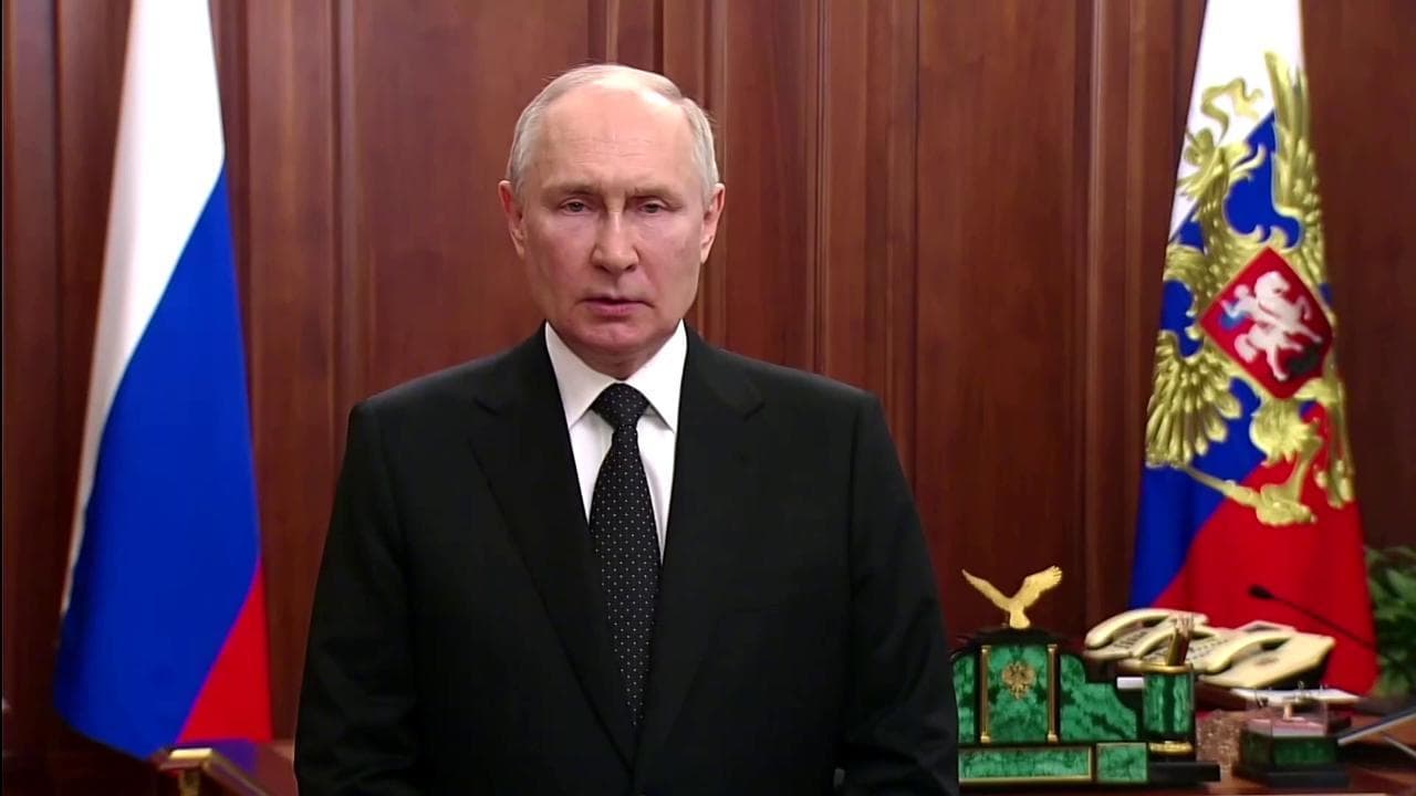 Putin sulla ribellione di Prigozhin: "È un tradimento. Non lasceremo che scoppi un'altra guerra civile"