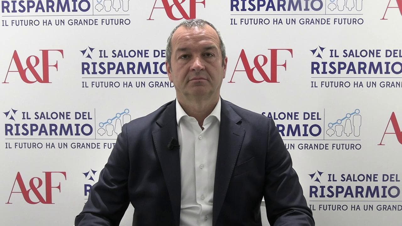 Salone del risparmio 2023, Ungari (Vontobel): "Per mettersi al riparo dalla volatilità in portafoglio non solo azioni e bond"