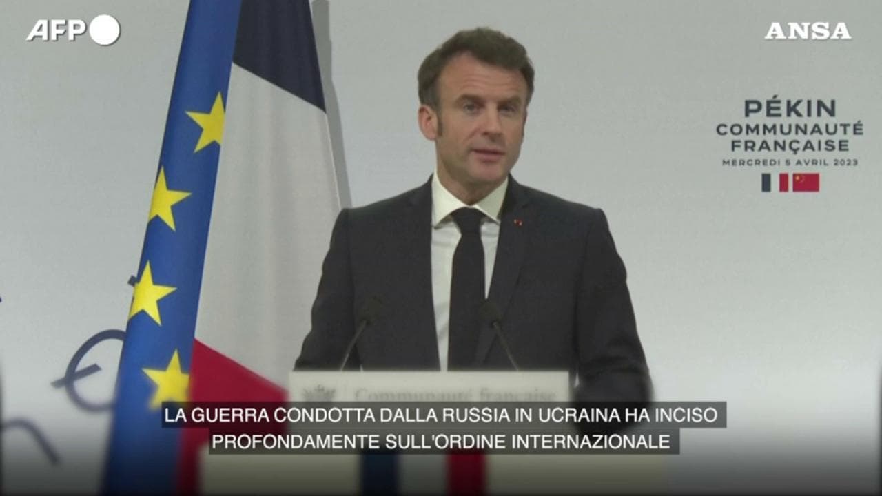 Macron: "La Cina può avere un ruolo primario per la pace"
