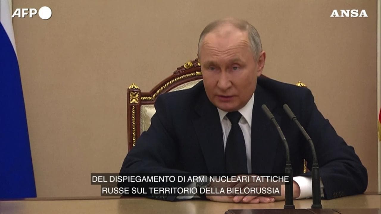 Armi nucleari russe in Bielorussia, Putin: "In base ad accordi tra i due paesi, non violati i trattati"