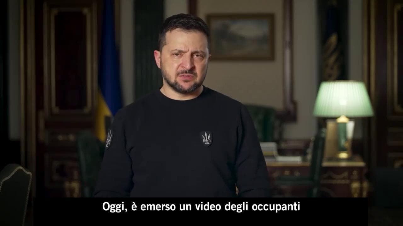 Soldato ucraino freddato dai russi, la risposta di Zelensky al crimine dei militari di Mosca