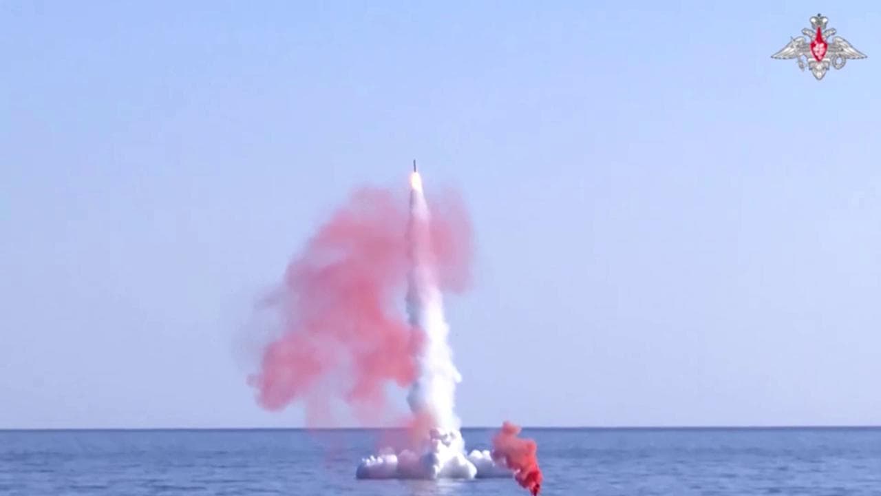 Esercitazione russa nel Mar del Giappone, sottomarino colpisce bersaglio a 1000 km di distanza