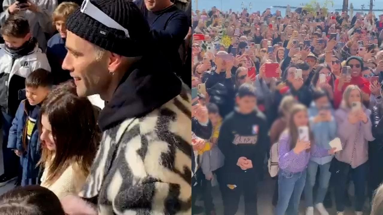 Sanremo 2023, folla per Mr.Rain: il rapper canta "Supereroi" in strada con i bambini di Sanremo