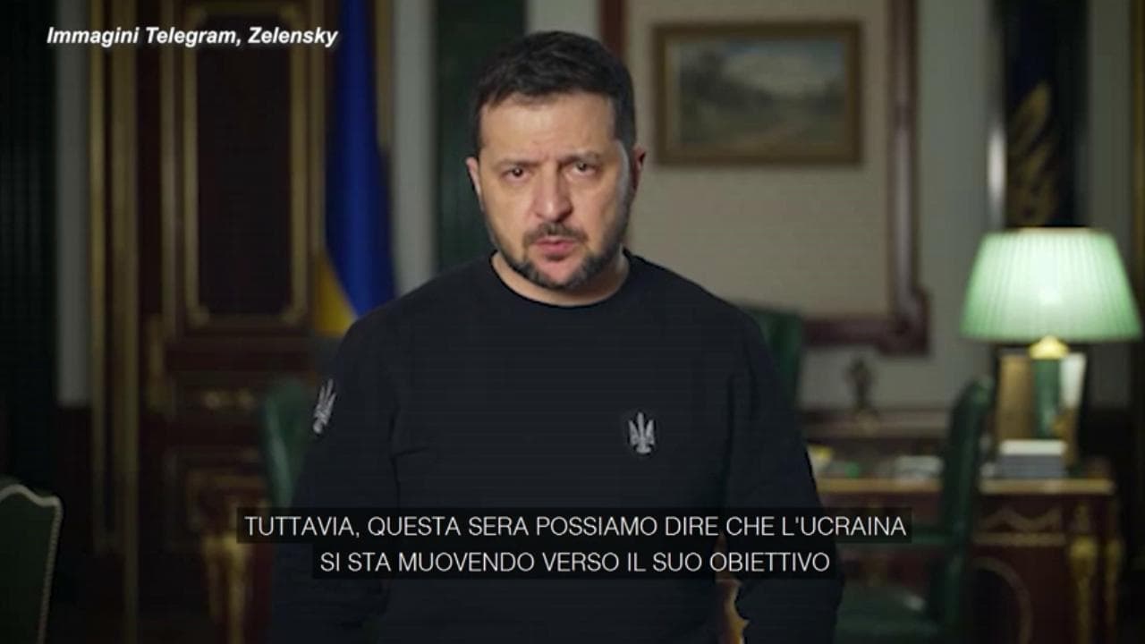 Ucraina, Zelensky: "Avviare i negoziati di adesione all'Europa quest'anno"