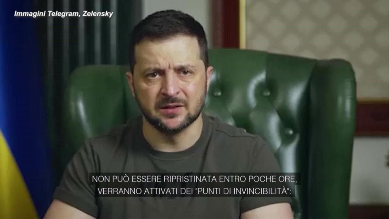 Zelensky annuncia: "Quattromila punti di invincibilità per evitare i blackout in caso di missili"