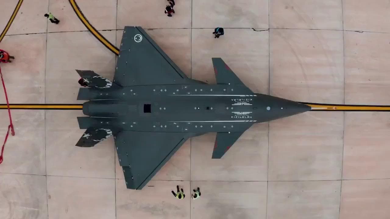 L'azienda turca Bayraktar ora testa il super drone potente come un caccia