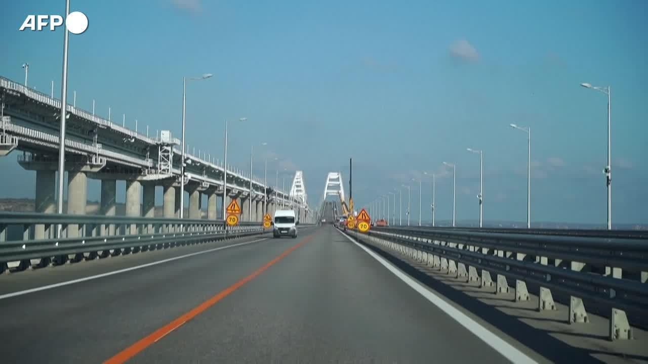 Ecco come appare il ponte di Crimea nove giorni dopo l'attacco