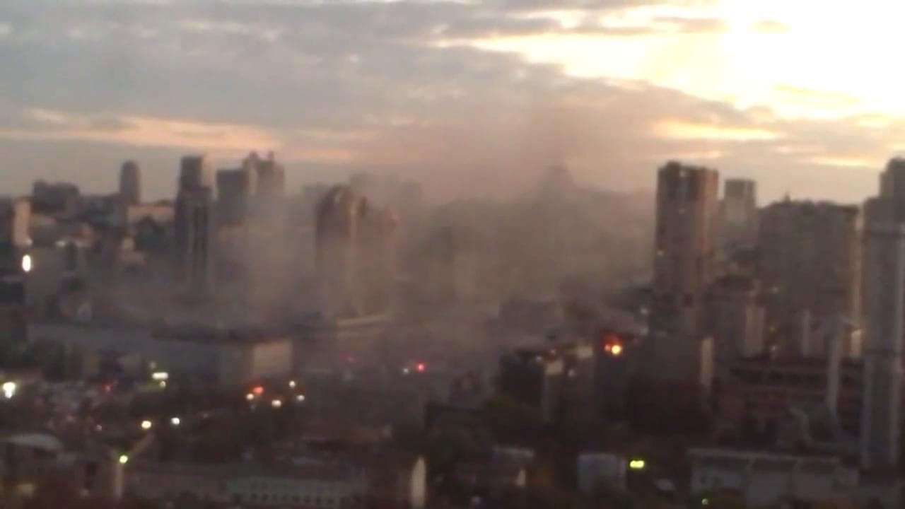 Esplosioni all'alba nel centro di Kiev, usati droni kamikaze: gli obiettivi colpiti