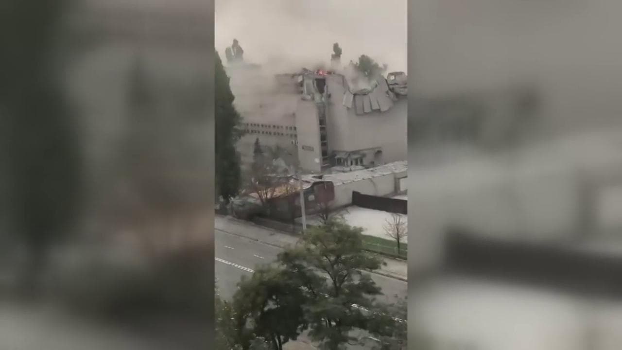 Dnipro sotto attacco: edifici sventrati dalle esplosioni dopo il raid russo