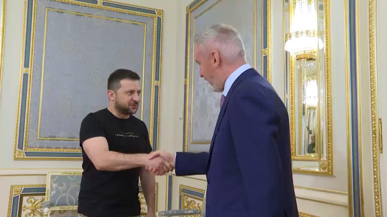 Zelensky incontra il ministro della Difesa Guerini: "Per l'Italia l'Ucraina rimane importante"