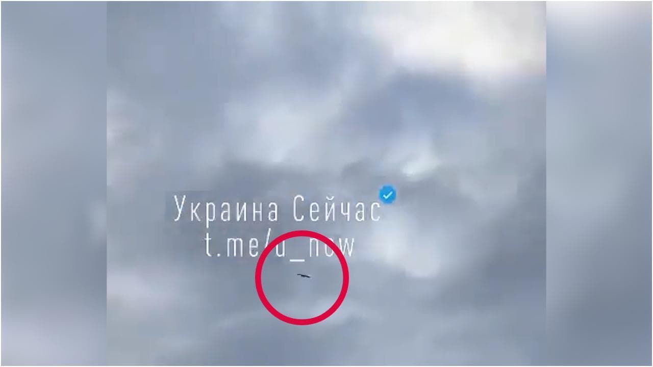 Il missile russo che colpisce la diga