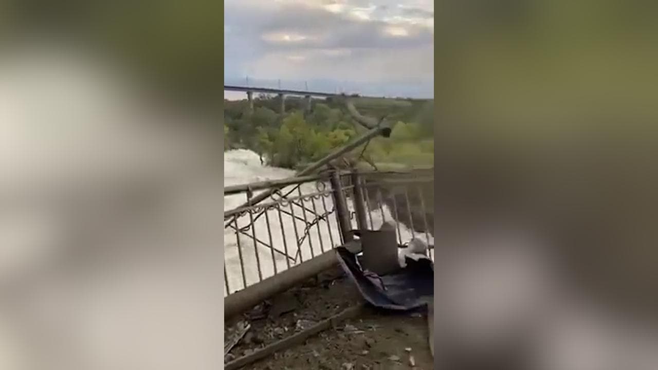 Ucraina, missili colpiscono la diga della città di Zelensky: residenti evacuati