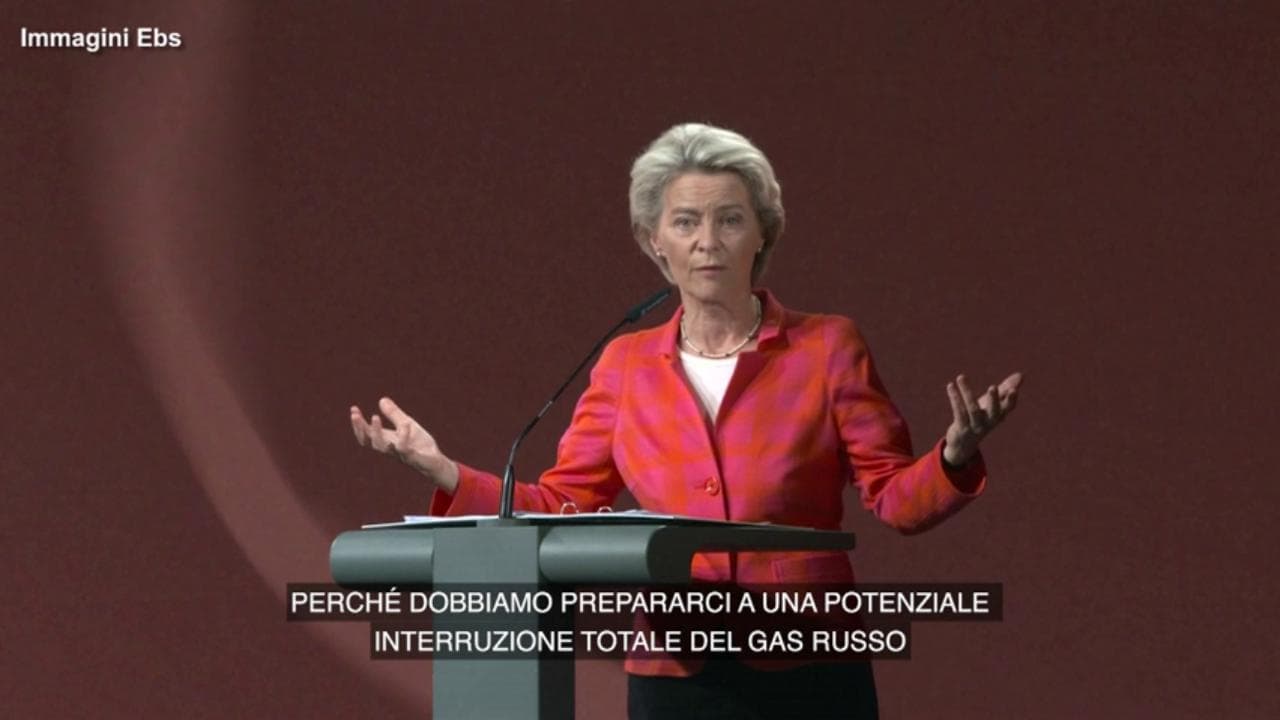 Von der Leyen: "Bisogna prepararsi a un possibile stop totale del gas russo"