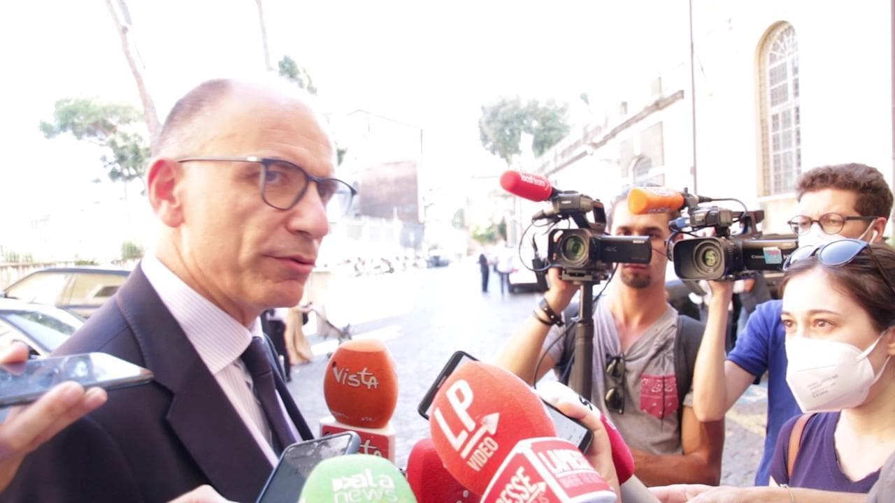 Enrico Letta: "Scalfari pensava l'impensabile. Lo saluto con affetto, gratitudine e nostalgia"