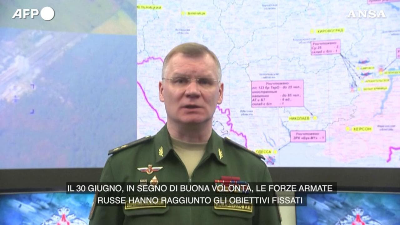 Ucraina, Mosca annuncia il ritiro dall'isola dei Serpenti