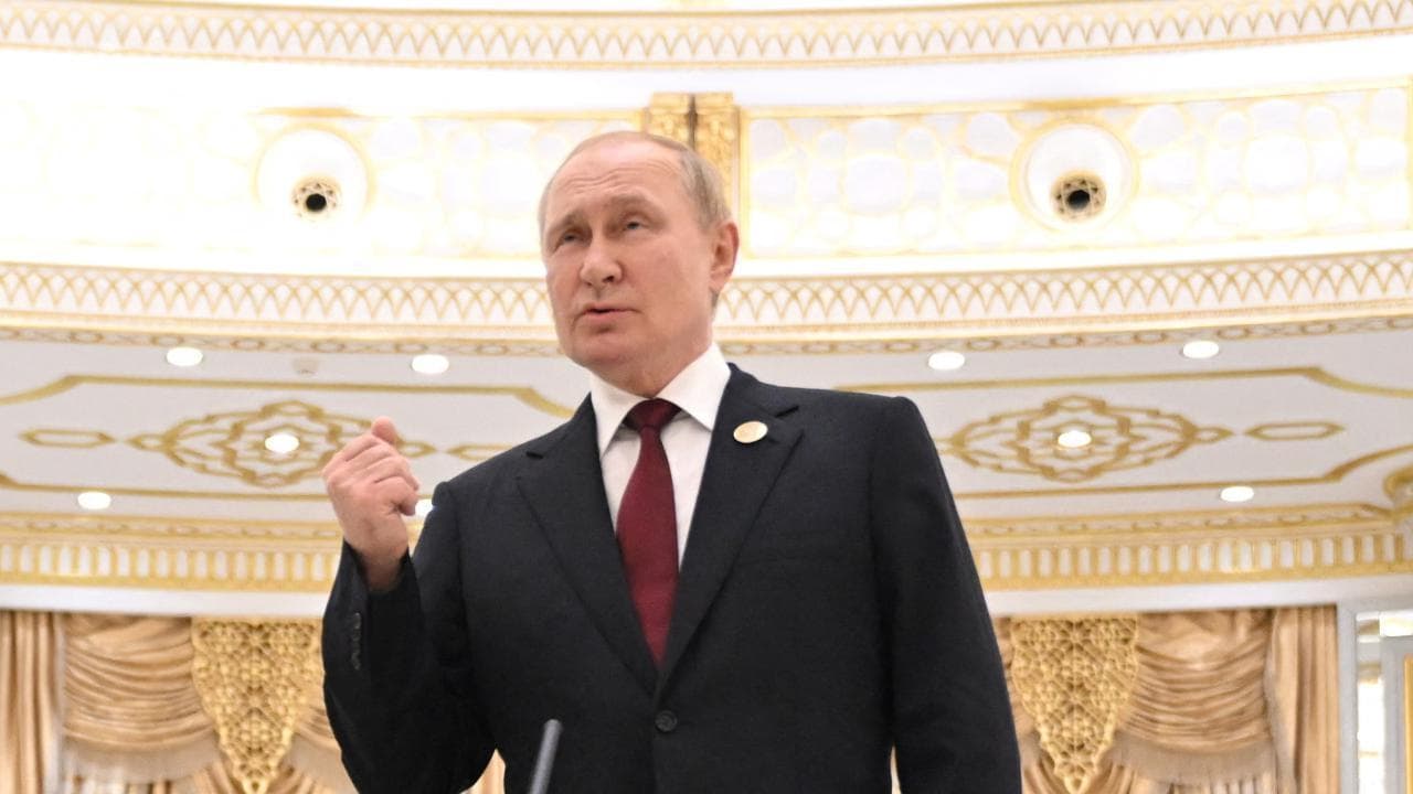 Putin: "Risponderemo se la Nato schiera truppe in Svezia e Finlandia"