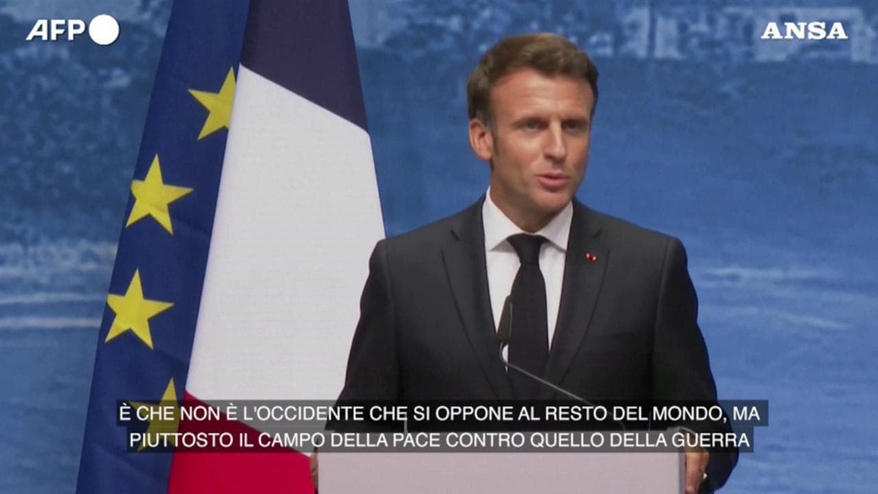 G7, Macron: "La Russia non può e non deve vincere"