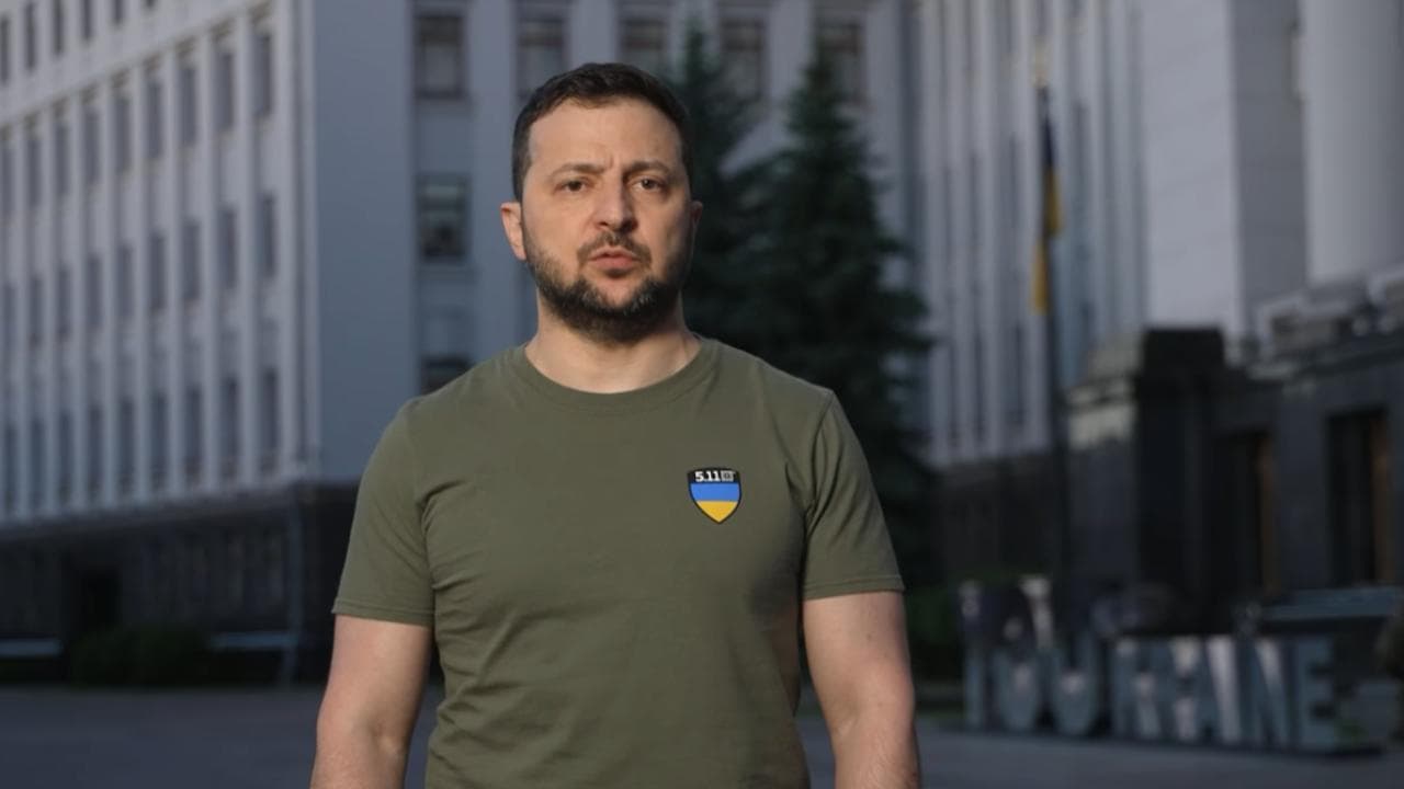 Ucraina, Zelensky: "Servono più armi antimissile. Questa settimana molti colloqui importanti"