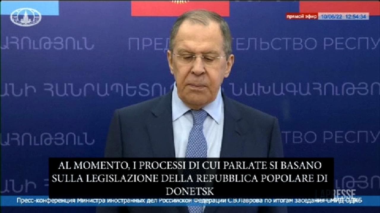 Ucraina, Lavrov: "Aperti a dialogo ma tango si balla in due"